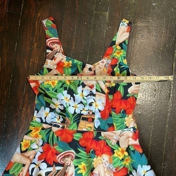 Belle Pogue pin up girl vintage style top size Large - Picture 4 of 6